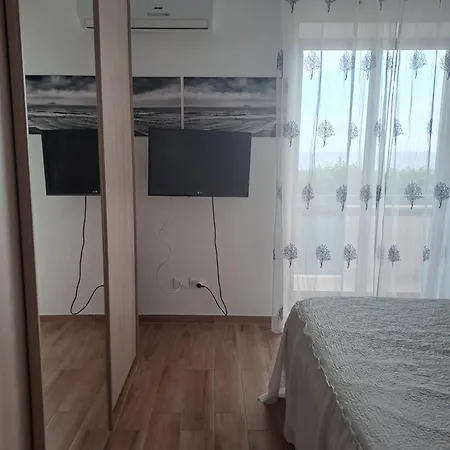 Apartment Tropical House